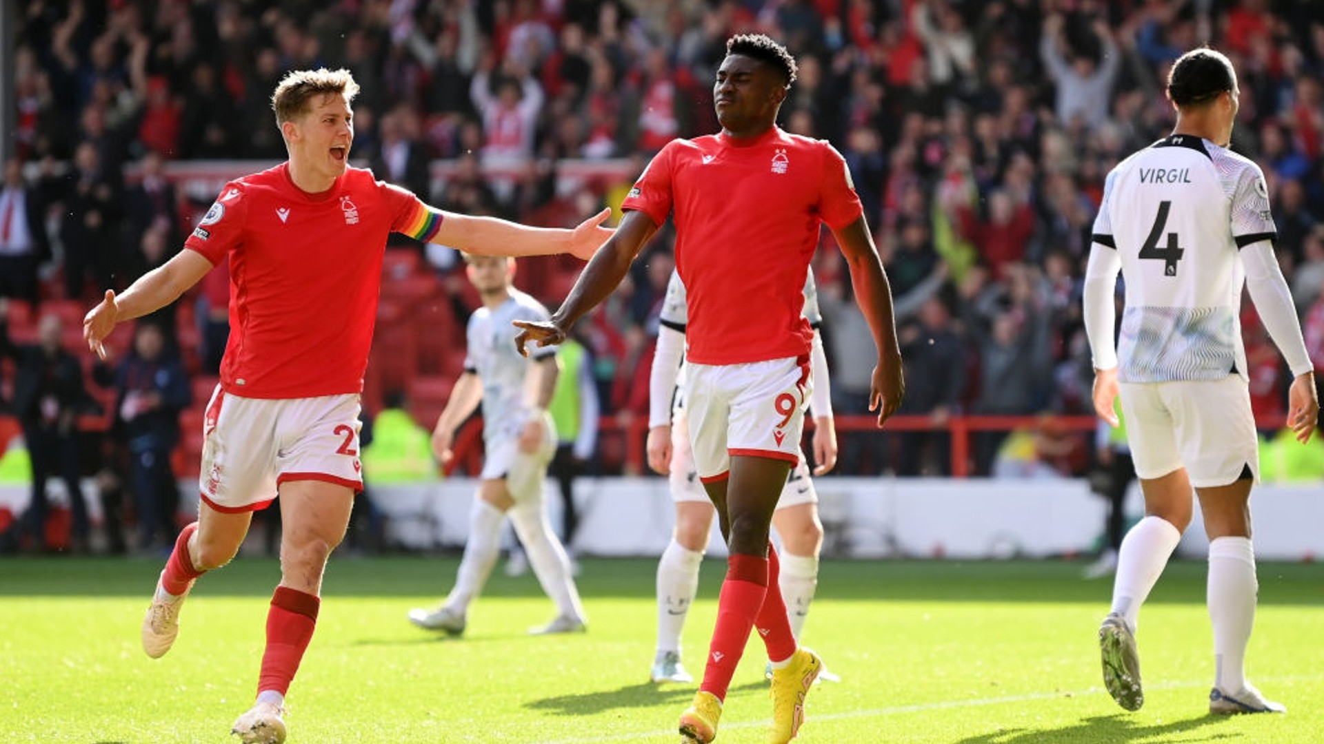 曼试图通过 曼试图通过